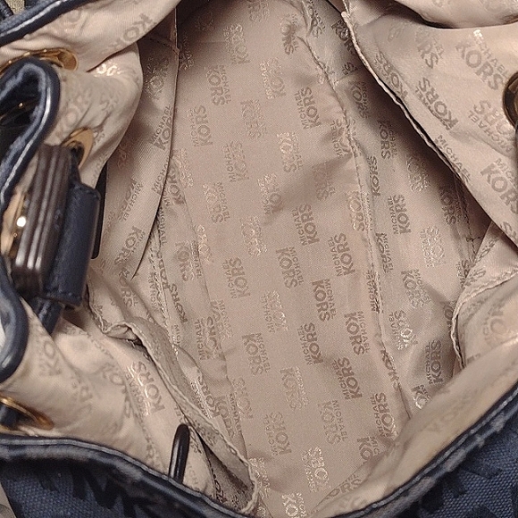 Bundle of Michael Kors Monogram Canvas Navy Tote & Continental Wallet Wristlet - Picture 9 of 16